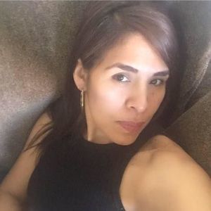 Meet your Posher, Esperanza